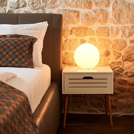 Rustic Apartments Sv Frane In The Old Town 시베니크 외부 사진