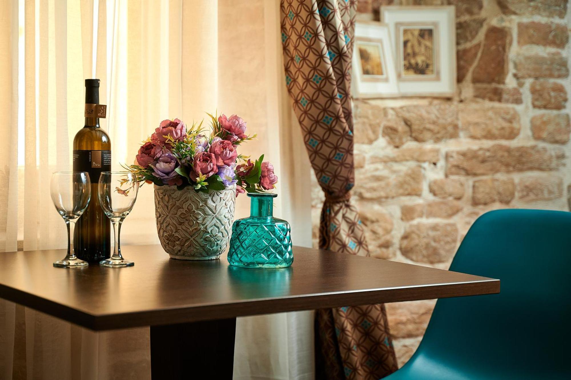 Rustic Apartments Sv Frane In The Old Town 시베니크 외부 사진