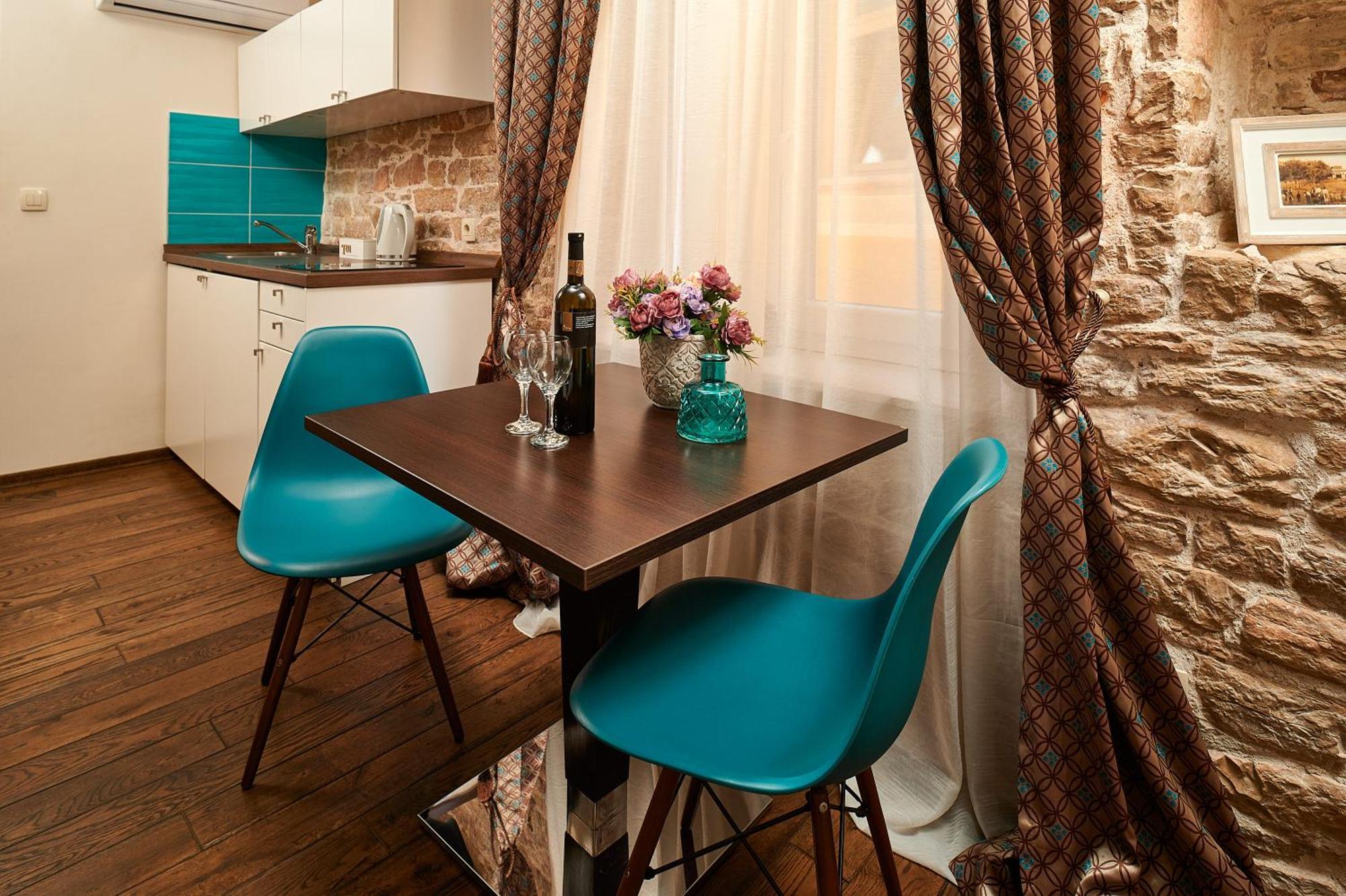 Rustic Apartments Sv Frane In The Old Town 시베니크 외부 사진